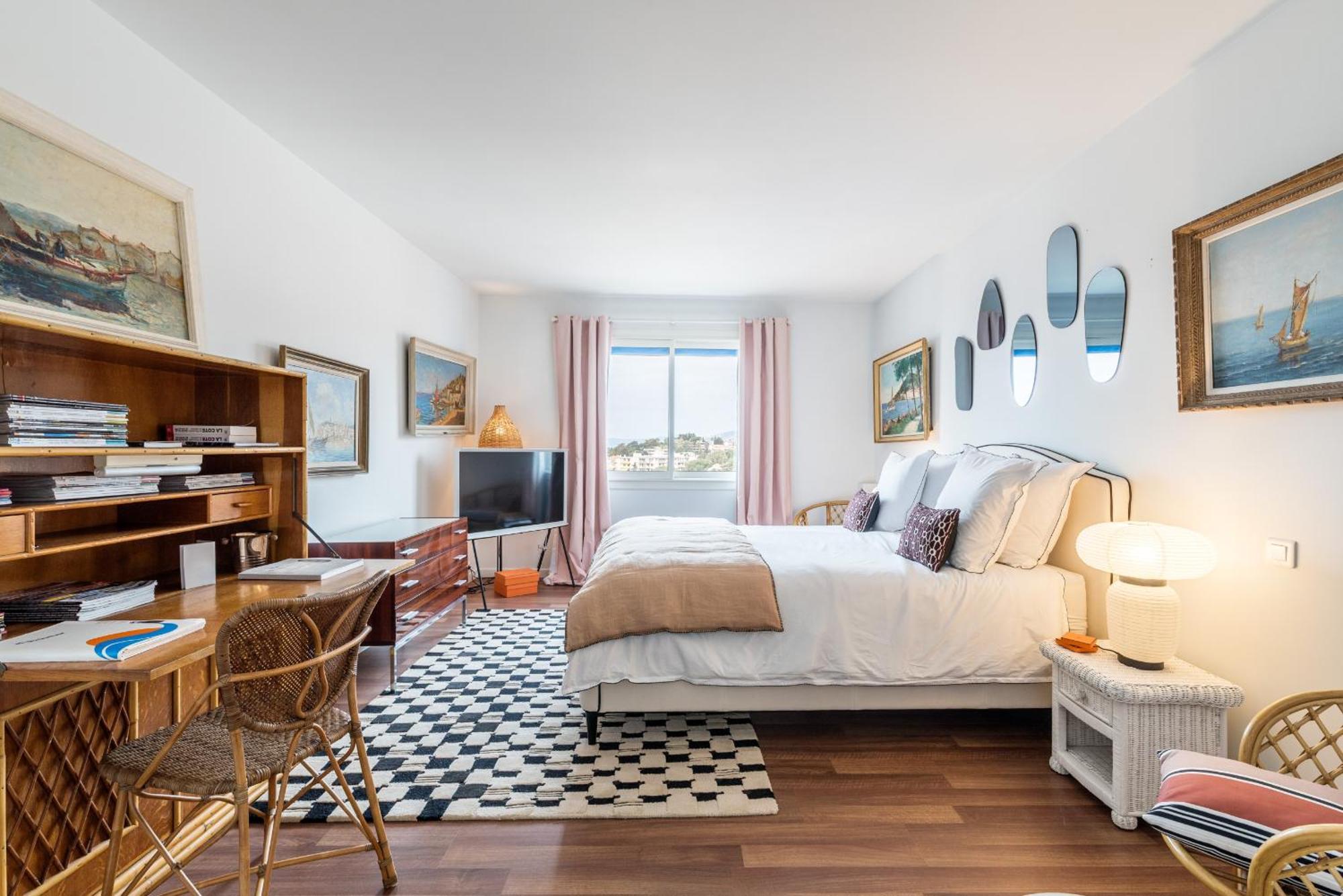 Geoffrey By Terrys Homes Cannes