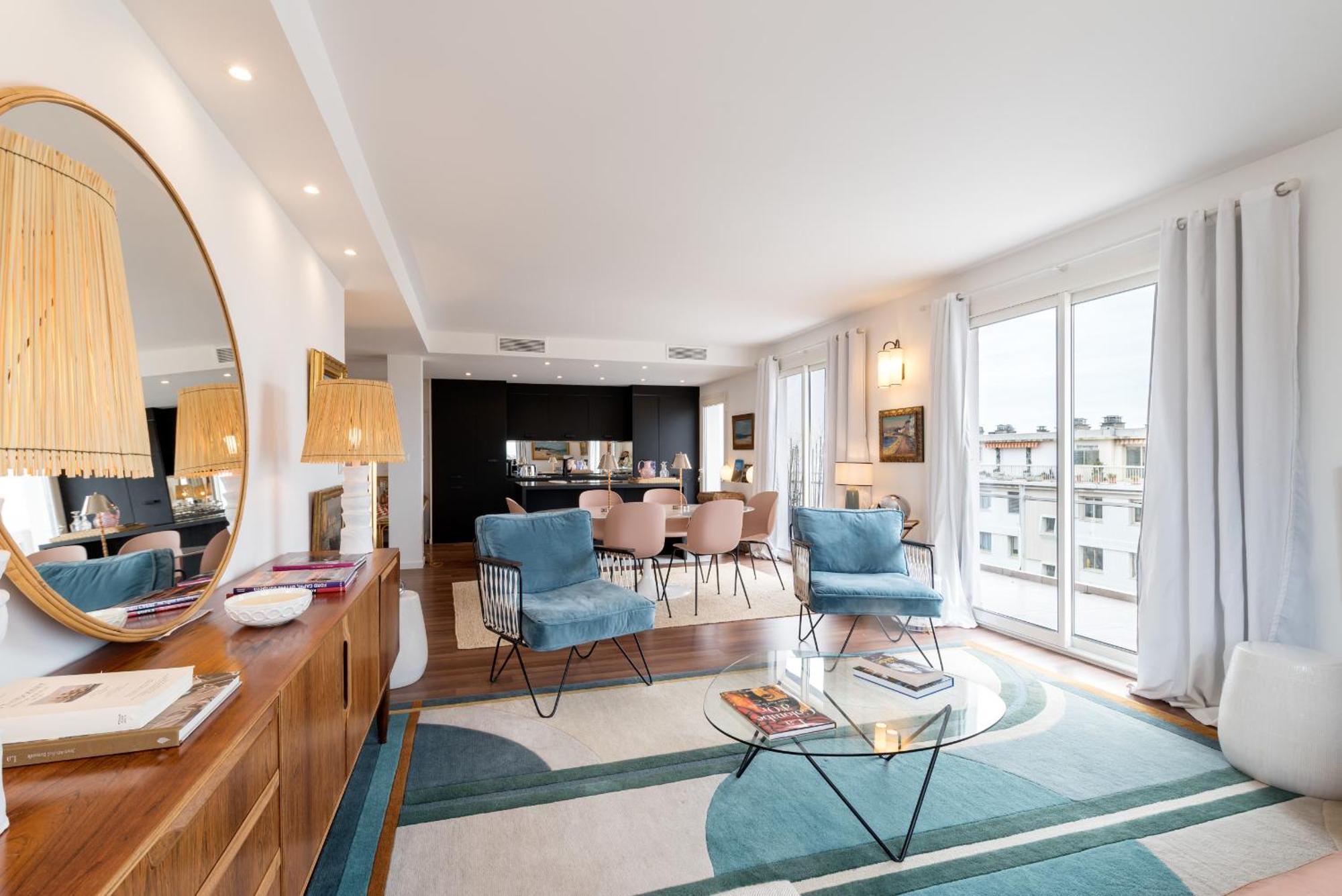 Apartment Geoffrey By Terrys Homes Cannes